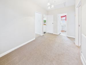 ENTRANCE HALLWAY- click for photo gallery
